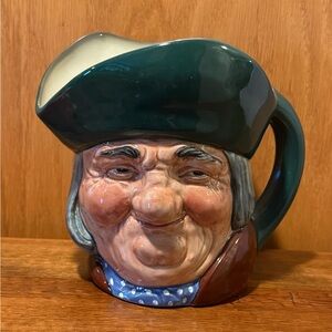 AUTHENTIC Toby Philpots Royal Doulton Character Toby 6” Jug Pitcher ENGLAND